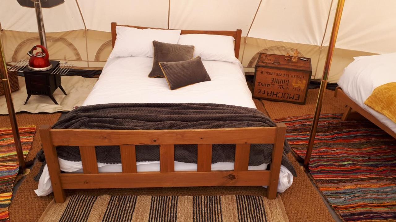 6M Emperor Tent Near Whitby With Log Burner Liverton Kültér fotó